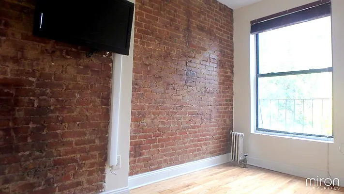 Rented by Miron Properties | media 11