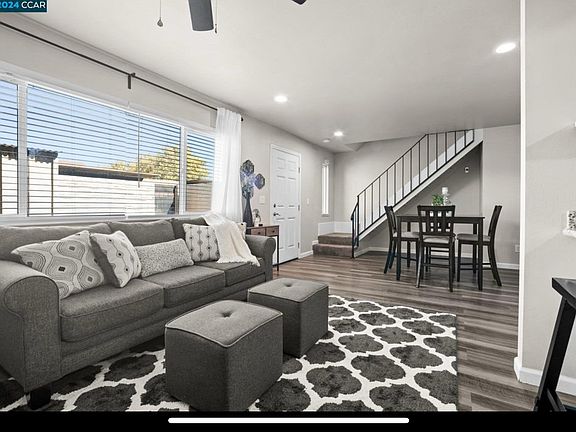 5th image of 2604 Belmont Ln
