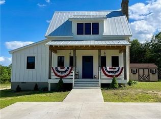 2574 Layne St, Farmville, VA 23901