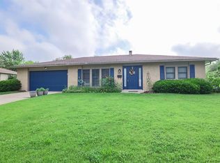 7010 Park Vista Rd, Englewood, OH