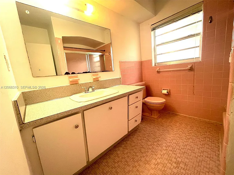 1250 S Alhambra Cir #7 — Photo 15