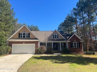 155 Redgrass Ln, Carthage, NC 28327