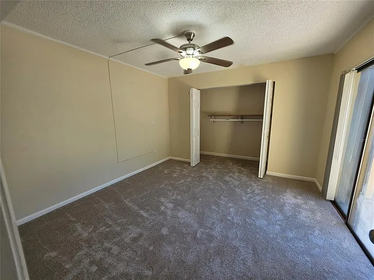3824 Saxon Dr — Photo 29