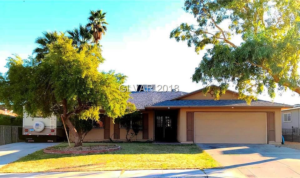1st image of 4433 El Carnal Way