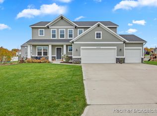 8535 Snowy Plover Rd SE, Caledonia, MI 49316