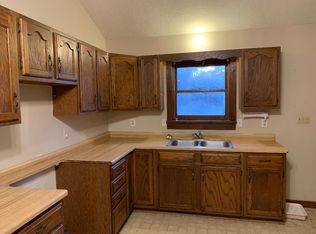 212 S Whiteman St, Xenia, OH 45385