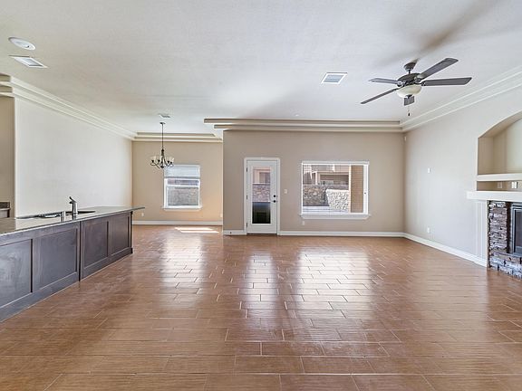 3rd image of 11672 Grotto Bay Ct
