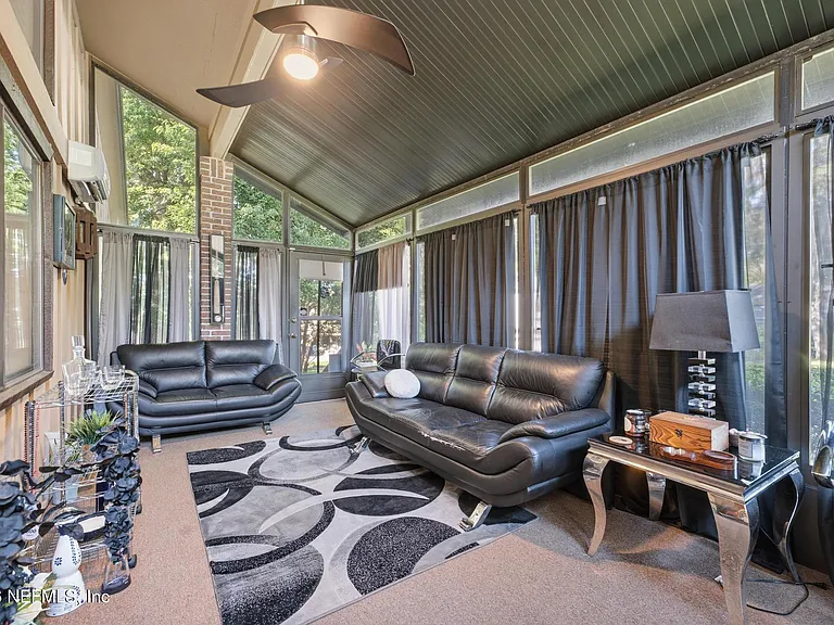 5404 Spring Brook Rd — Photo 12