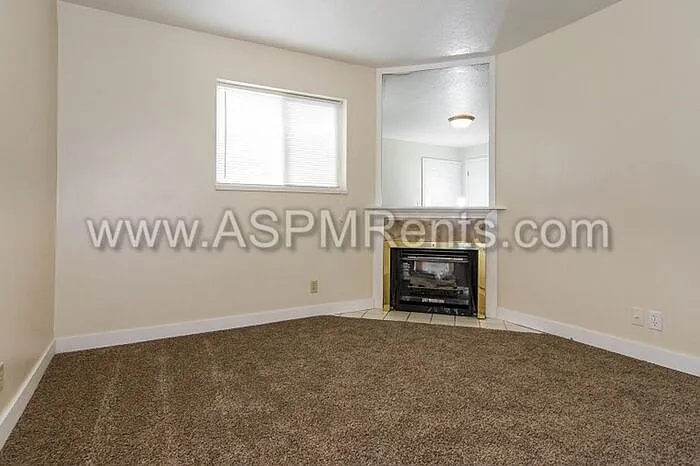 297 E Hill Ave #16 — Photo 14