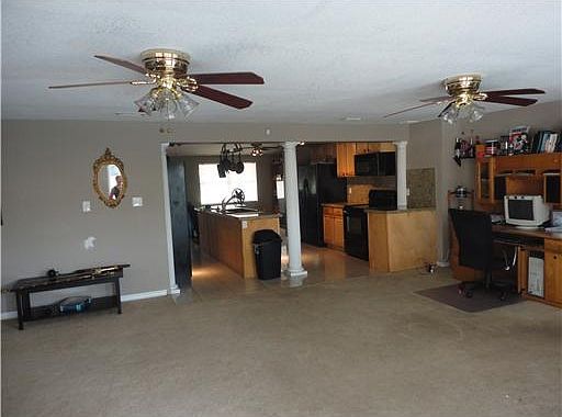 5th image of 5922 63rd Ave N