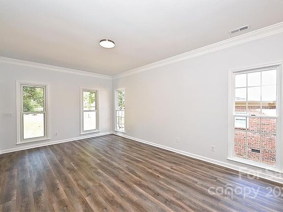 4th image of 1513 Candlewyck Ct