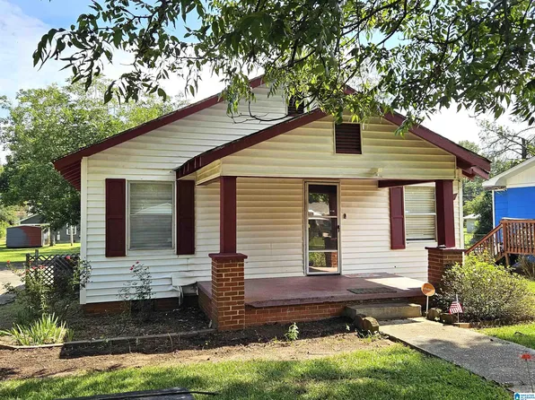 210 S Oak Ave, Sylacauga, AL 35150