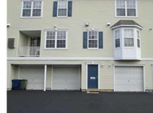 6407 Riverfront Dr, Palmyra, NJ 08065