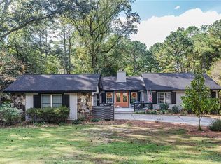 3725 Hunting Ridge Dr SW, Lilburn, GA 30047