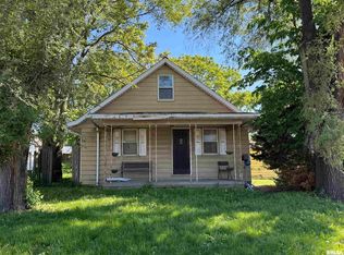 200 Cooper St, Pekin, IL 61554