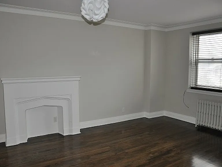 210 Chapel St — Photo 12