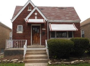 2845 N Mango Ave, Chicago, IL 60634