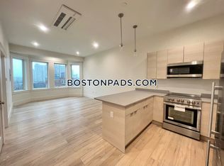 1510 N Shore Rd #102, Revere, MA 02151