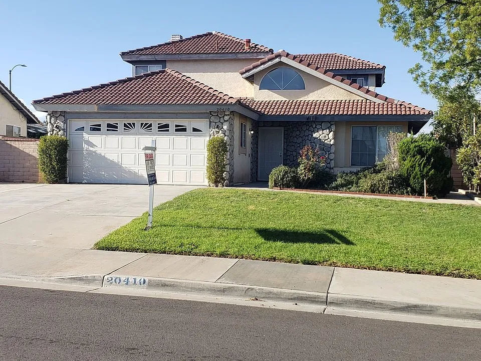 20410 Mesa Oak Dr