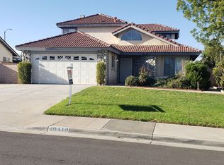 20410 Mesa Oak Dr, Riverside, CA 92508
