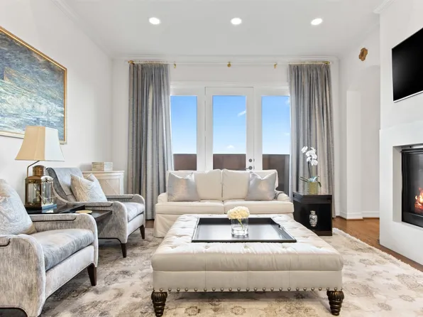 8616 Turtle Creek Blvd APT 519, Dallas, TX 75225