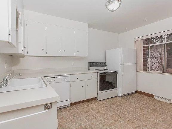 5th image of 1730 E Asbury Ave #1730