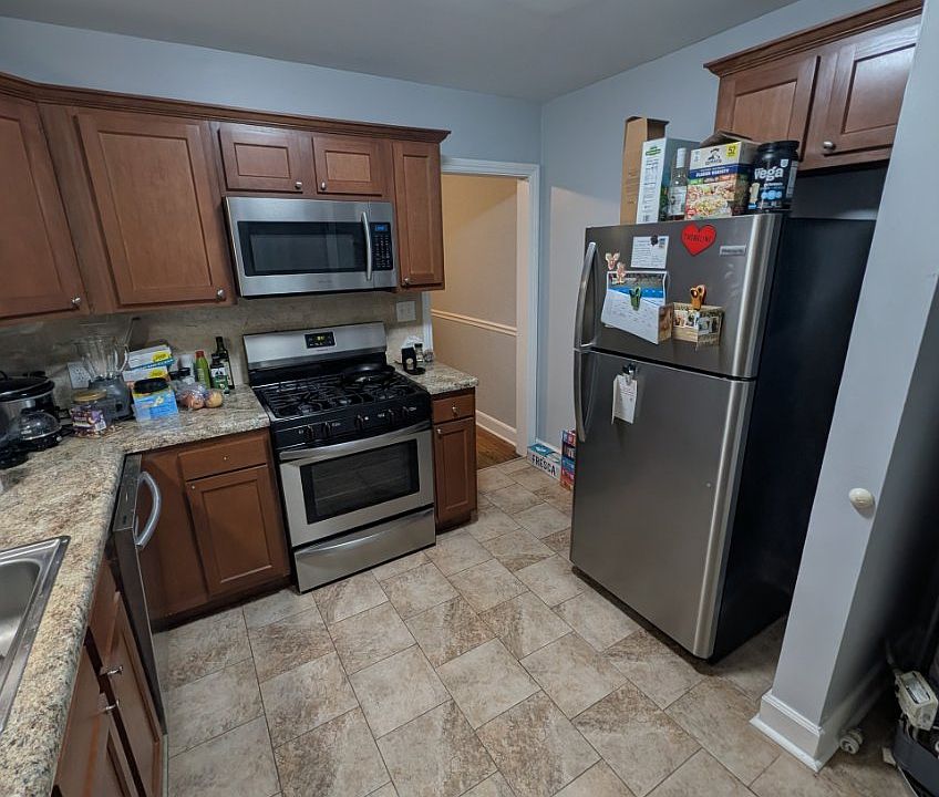 1st image of 842 12th Ave #8421/2