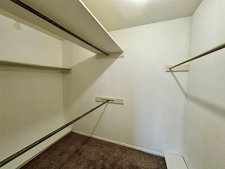800 Irwin Dr #A — Photo 12