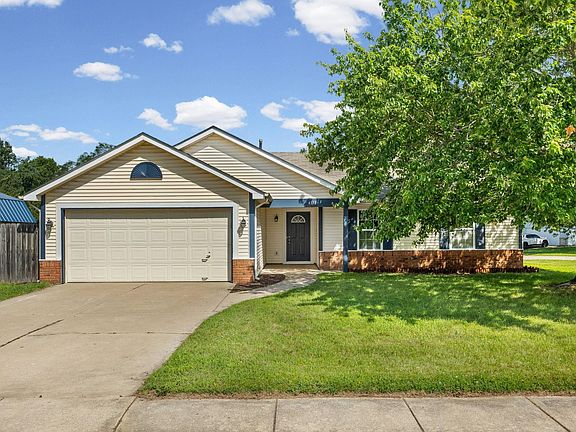 3rd image of 4338 Hadley Ct