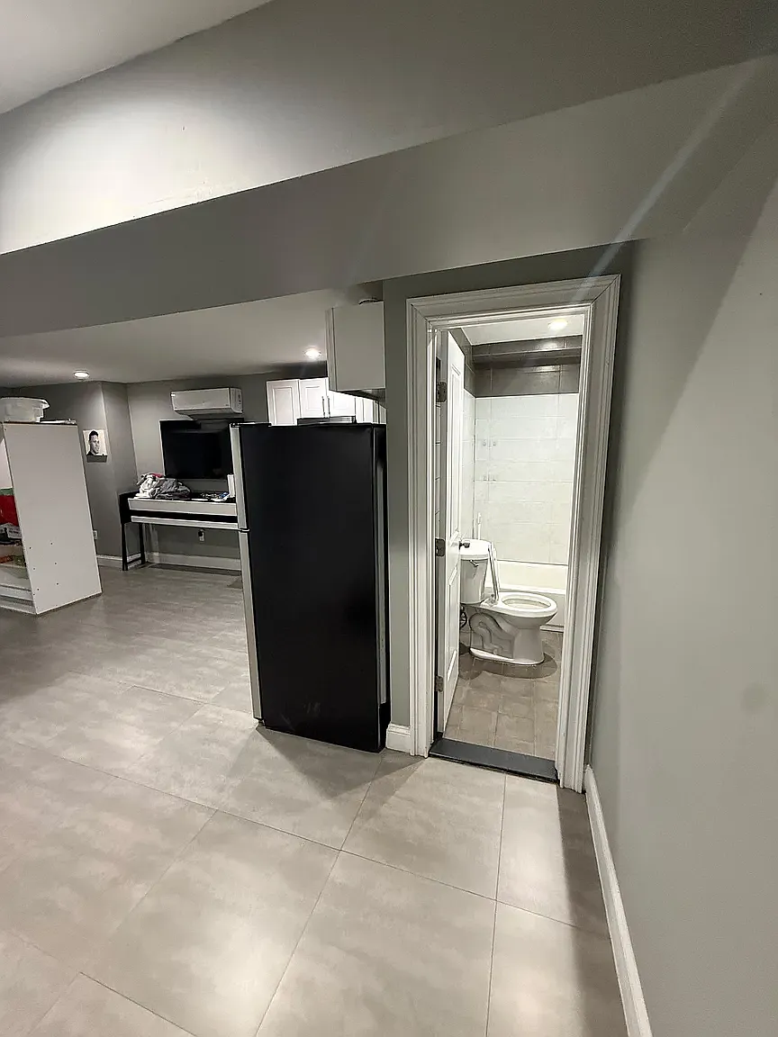 465 Elton Street — Photo 4