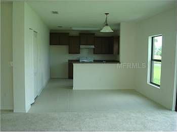 3rd image of 2575 Vineyard Cir