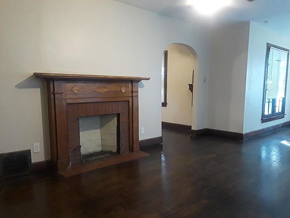 2nd image of 124 Southwick Dr