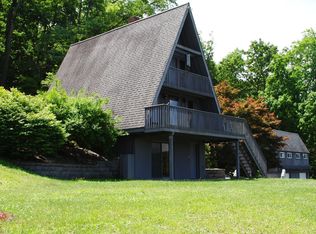 1939 Fair Oak Rd, Selinsgrove, PA 17870