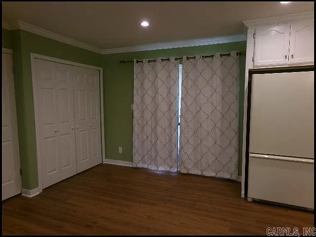 7910 Burnelle Dr — Photo 8