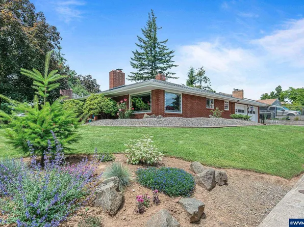 2125 Lowen St NW, Salem, OR 97304