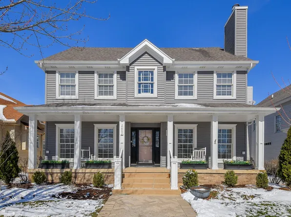 39W232 Armstrong Ln, Geneva, IL 60134