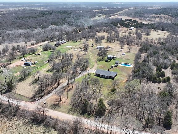 2nd image of 330917 E 940th Rd