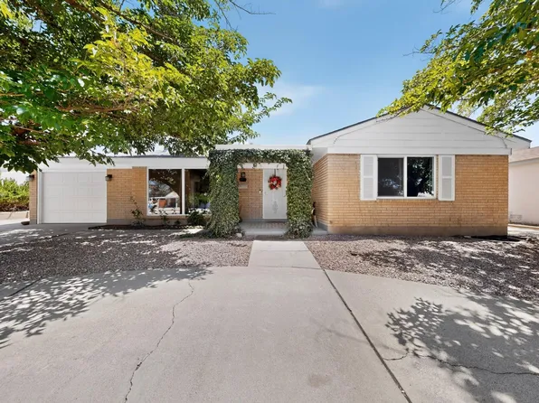 2814 Arizona St NE, Albuquerque, NM 87110