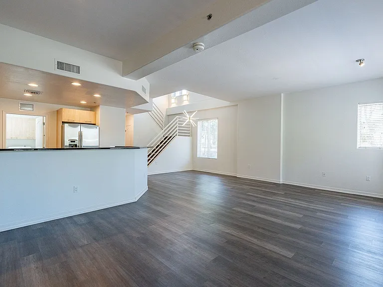 16 W Encanto Blvd #130 — Photo 8