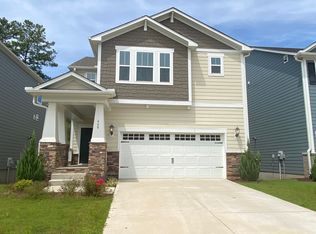 660 Sage Oak Ln, Holly Springs, NC 27540