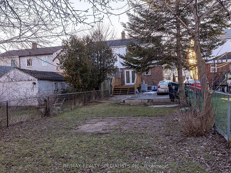 11 Dayton Ave — Photo 22