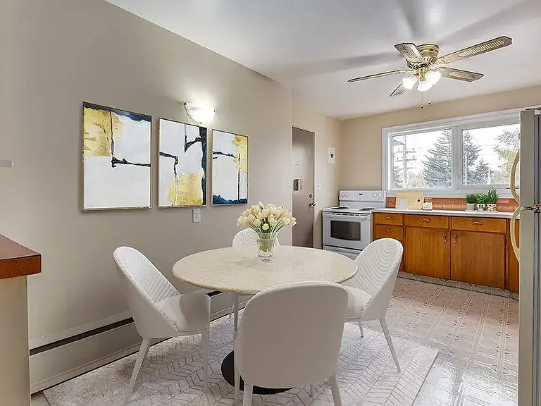 2647 Lacon St #2 — Photo 2