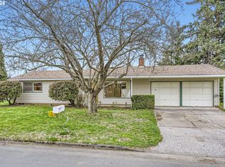 17804 SE Lincoln St, Portland, OR 97233