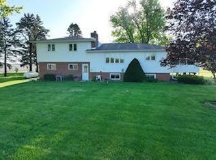 13714 State Highway 43, Mabel, MN 55954