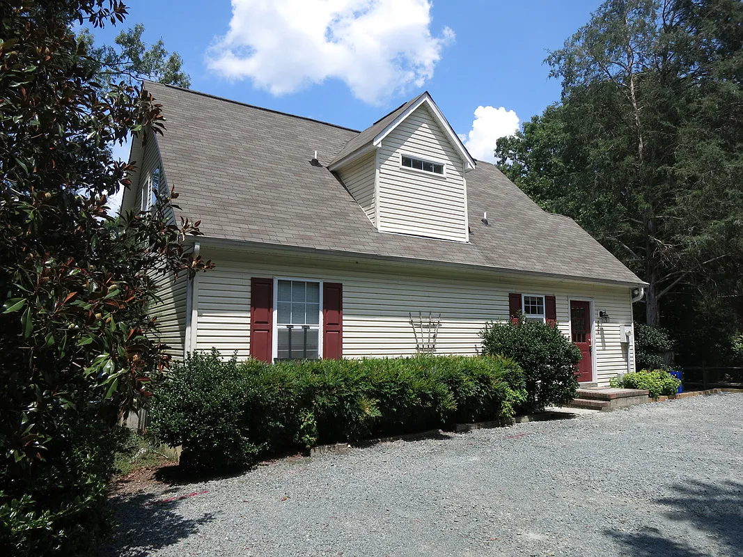4 bed, 1650 sqft, $3,200 — Photo 1