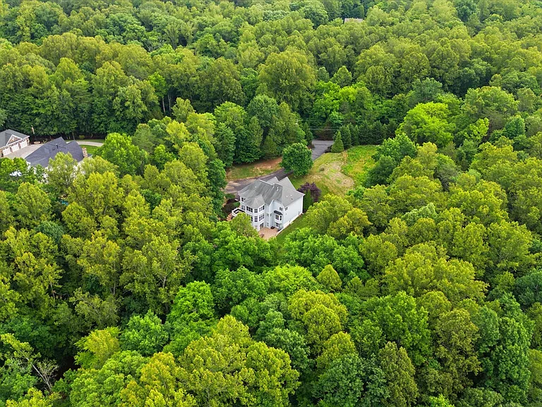 5081 Wolf Run Shoals Rd — Photo 32