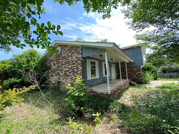 3rd image of 1709 Harrogate Pl