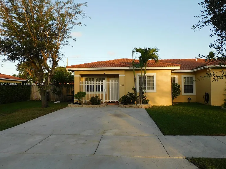 21511 SW 122nd Ct #0 — Photo 4