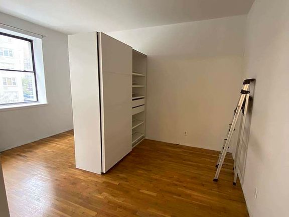 3rd image of 64 7th Ave #2C