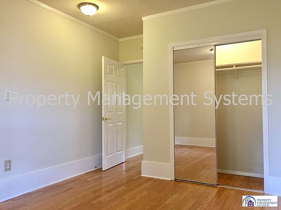 4th image of 1227 1/2 47th Ave